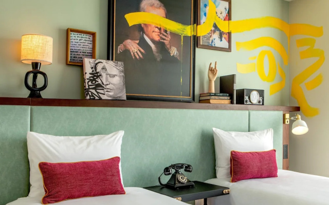 Superior Twin room