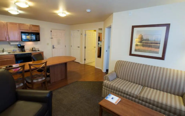 1 Bedroom Suite