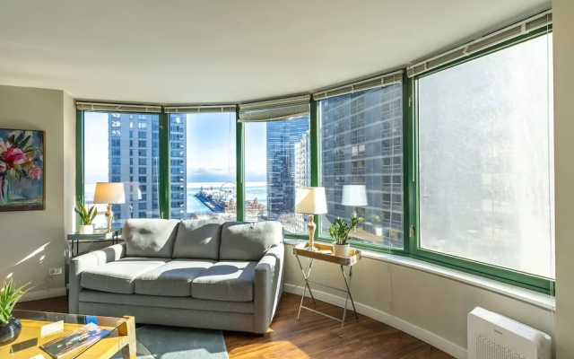 3 Bedrooms Luxury Apartment