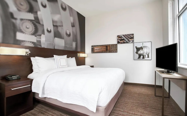1 Bedroom Suite