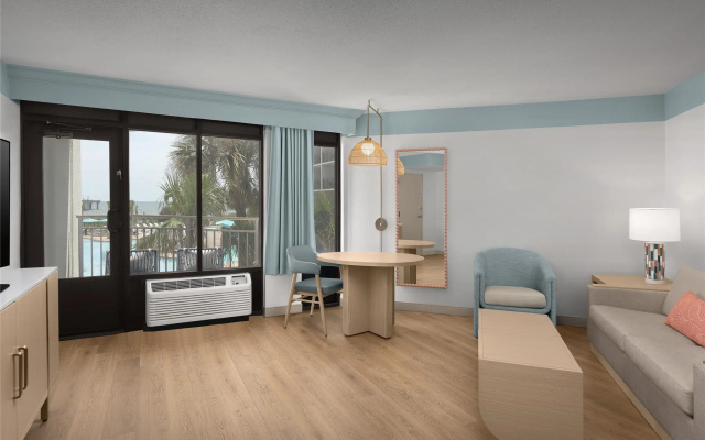 1 Bedroom Quadruple Suite
