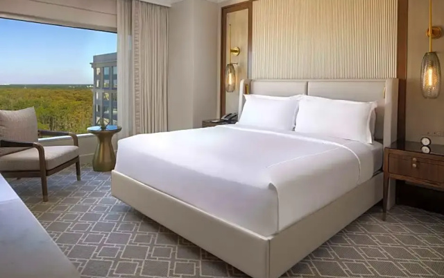 Waldorf Double Suite with balcony