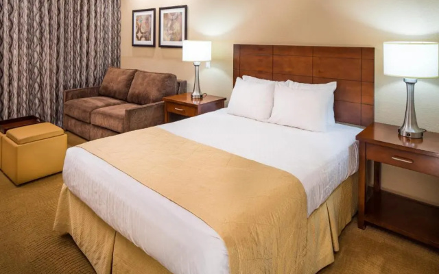 2 Bedrooms Double Suite