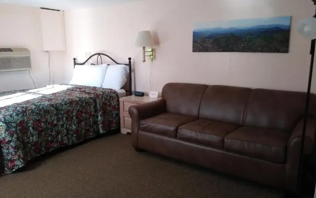 2 Bedrooms Cottage