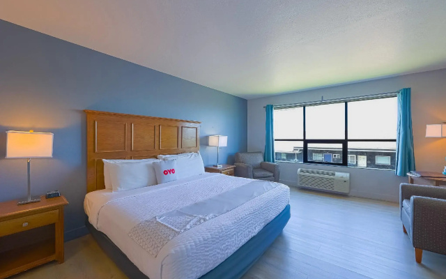 Standard Double room with partial ocean view