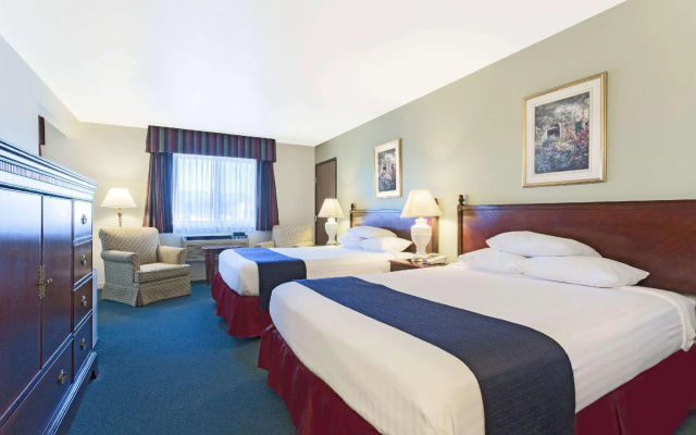 Deluxe Quadruple room