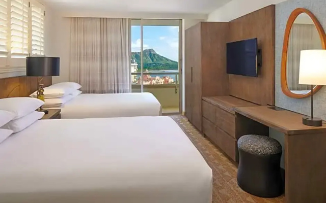 2 Bedrooms Quadruple Suite with ocean view