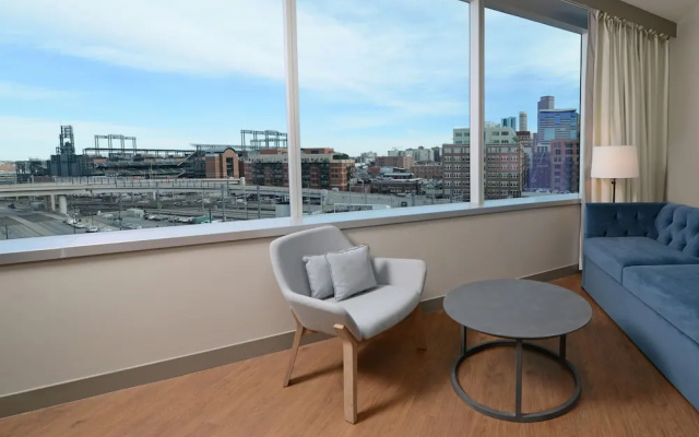 1 Bedroom Suite