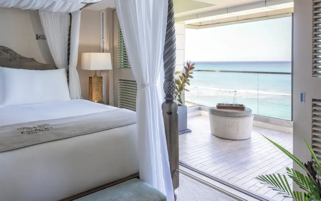 Penthouse Suite with balcony