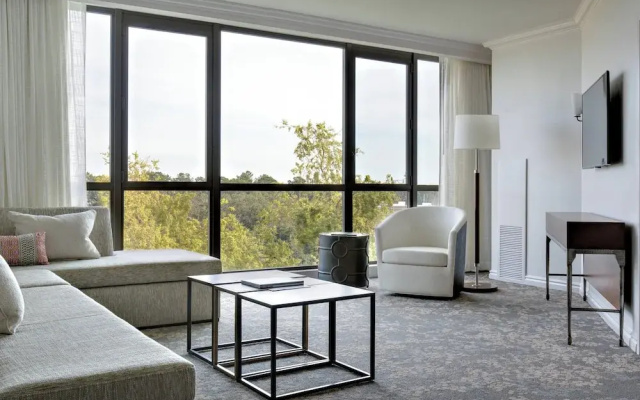 1 Bedroom Suite