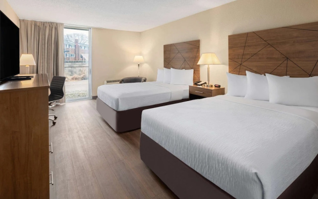 Standard Quadruple room with balcony