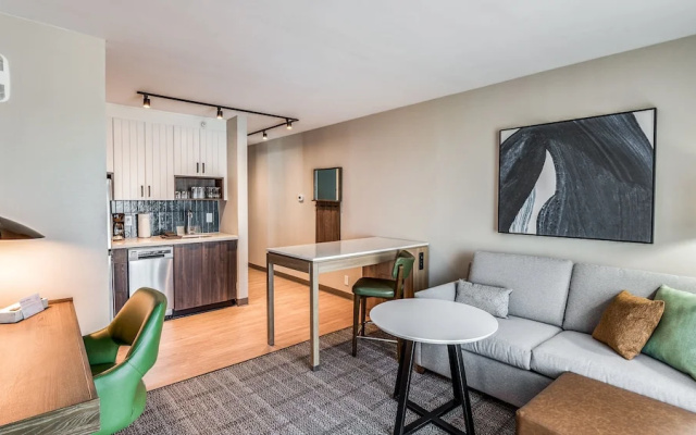 Suite