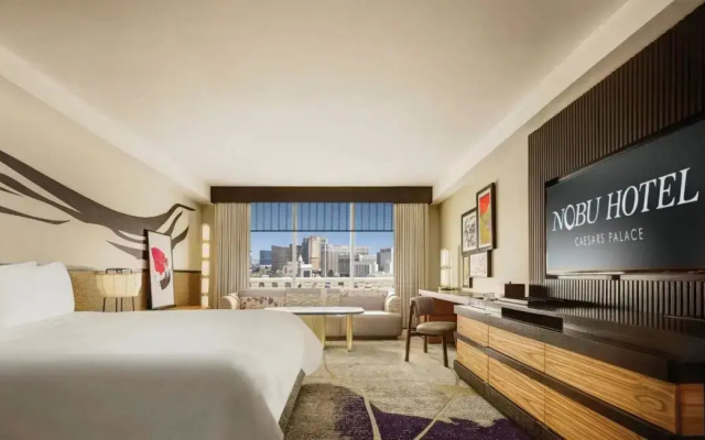 Nobu Double room with Strip View