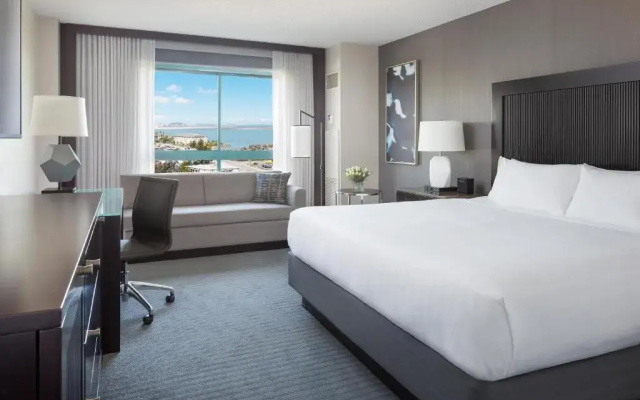 Standard Double room with bay view