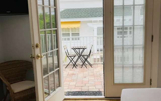 Studio with balcony