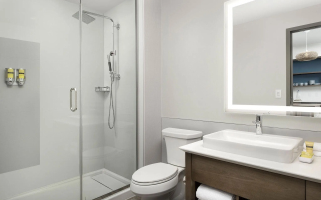 2 Bedrooms Suite