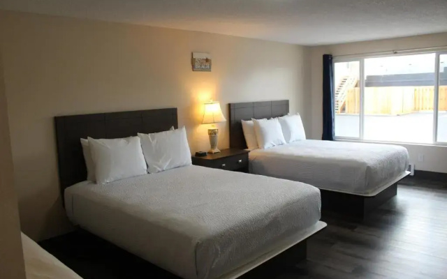 Quadruple Suite