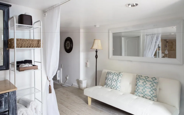 1 Bedroom Deluxe Suite
