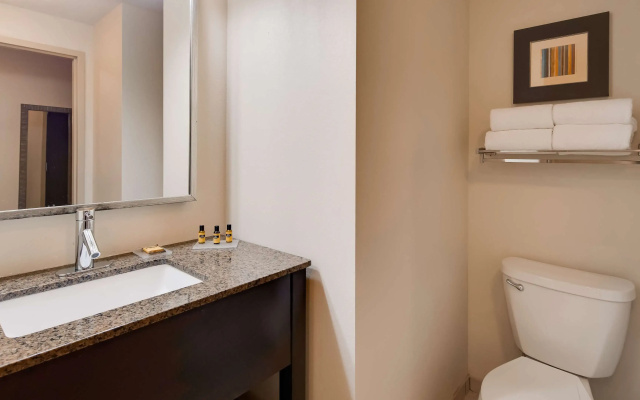 Double Suite