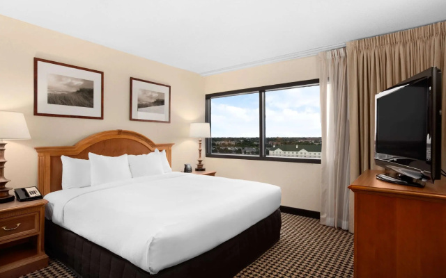1 Bedroom Double Suite