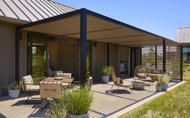 2 Bedrooms Sextuple Suite