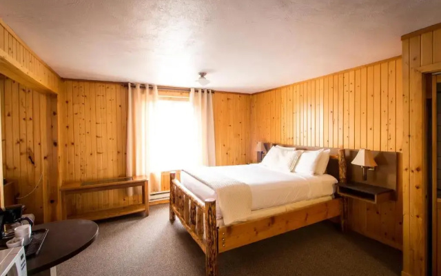 Deluxe Family room