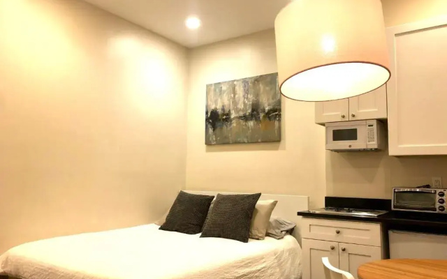 Deluxe Double Studio