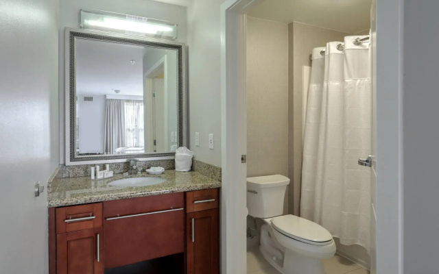 2 Bedrooms Suite
