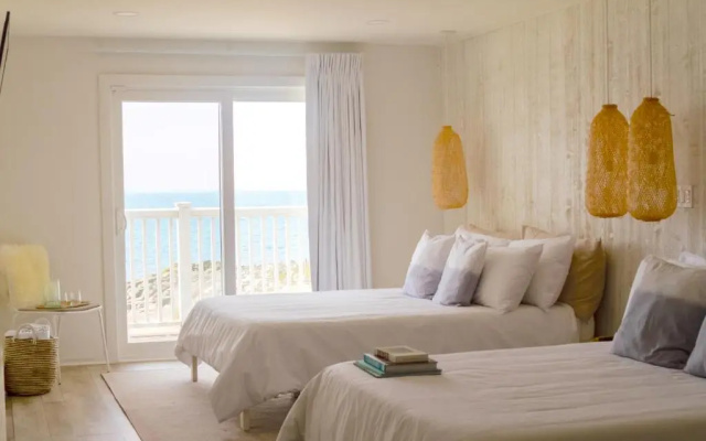 Deluxe Double room with balcony and with sea view