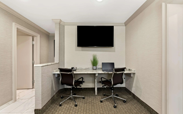 Double Suite