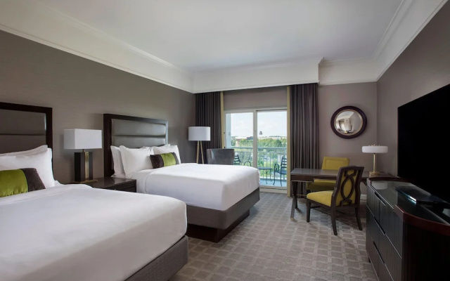 Grand Quadruple room with balcony and with park view