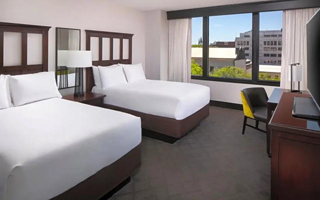 Twin room with city view