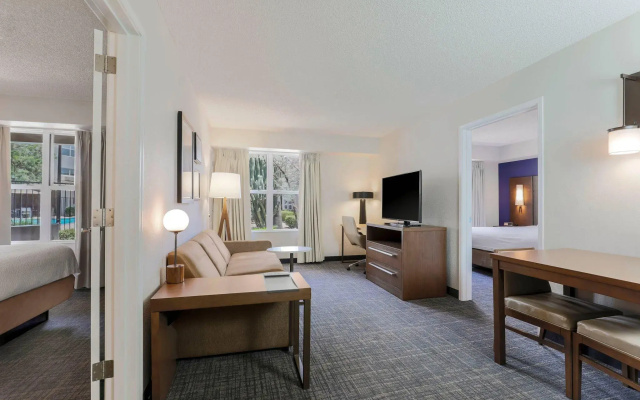 2 Bedrooms Suite