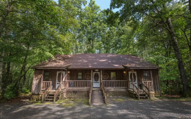 3 Bedrooms Cottage with balcony