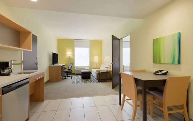 1 Bedroom Suite