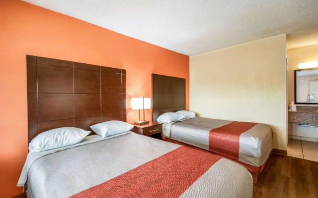 Economy Quadruple room