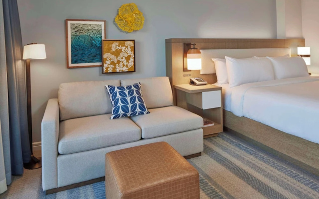 1 Bedroom Rainbow Double Suite oceanfront