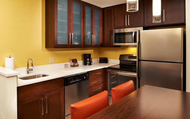 2 Bedrooms Suite