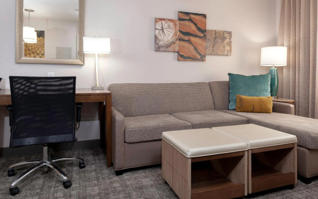 1 Bedroom Suite