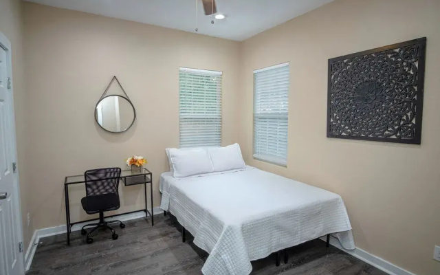 3 Bedrooms Cottage