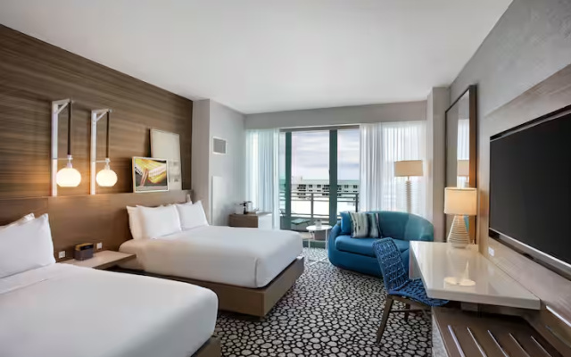 2 Bedrooms Family Suite oceanfront