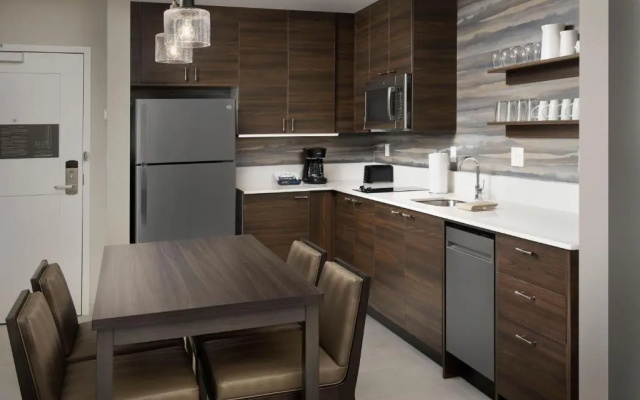 1 Bedroom Quadruple Suite