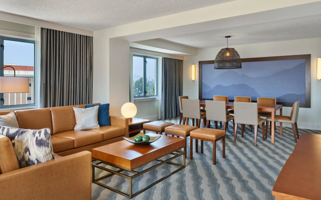 Presidential Double Suite with city view