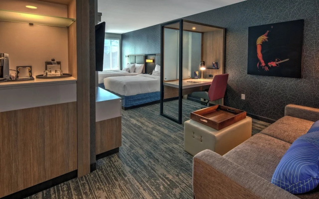 Suite