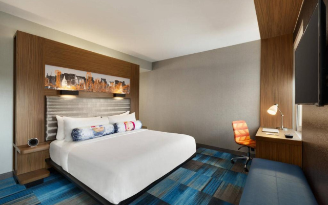 Aloft Double room