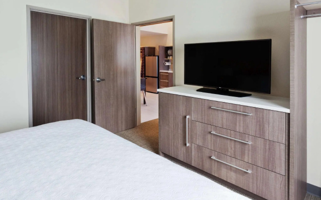 1 Bedroom Double Suite