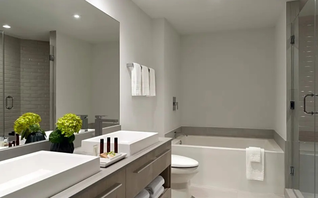 2 Bedrooms Standard room with city view
