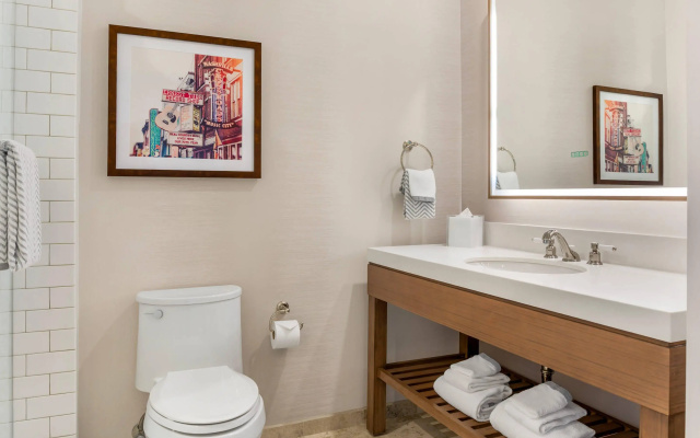 Double Suite