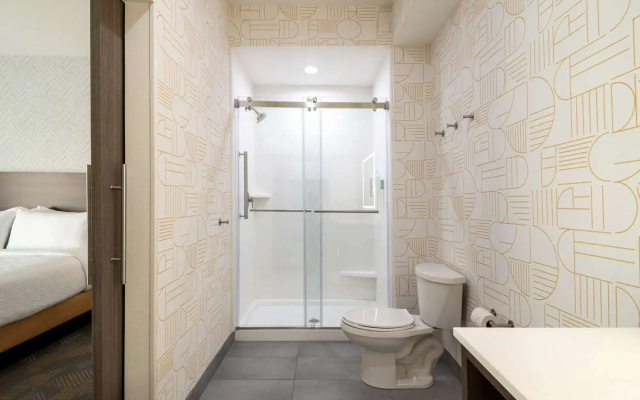 1 Bedroom Double Suite