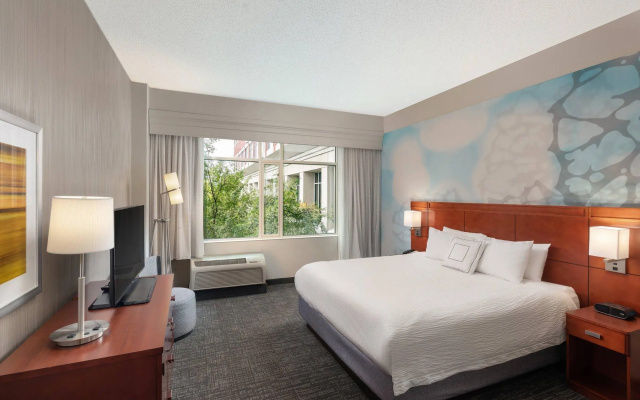 2 Bedrooms Double Suite with courtyard view